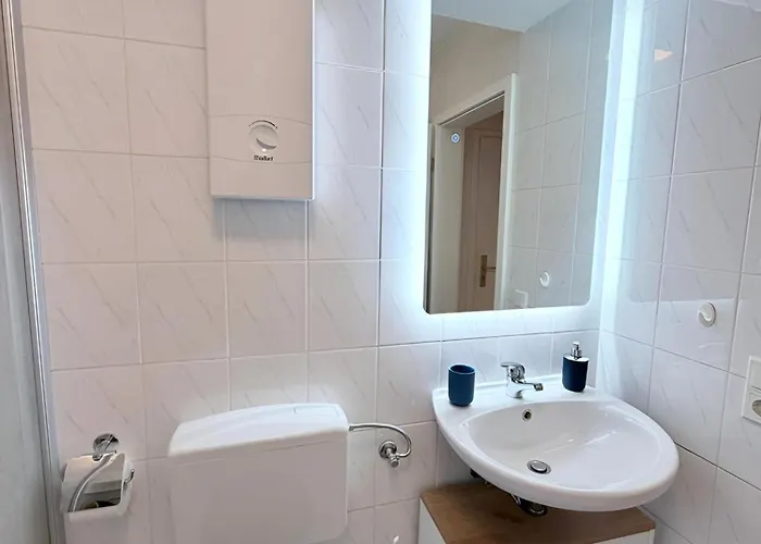 Lindenallee Modern & Ruhig Apartamento